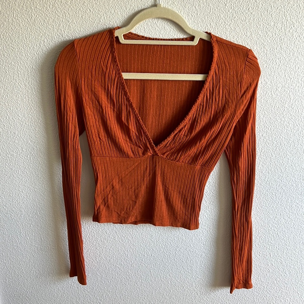 Pumpkin ribbed knit v-neck long sleeve